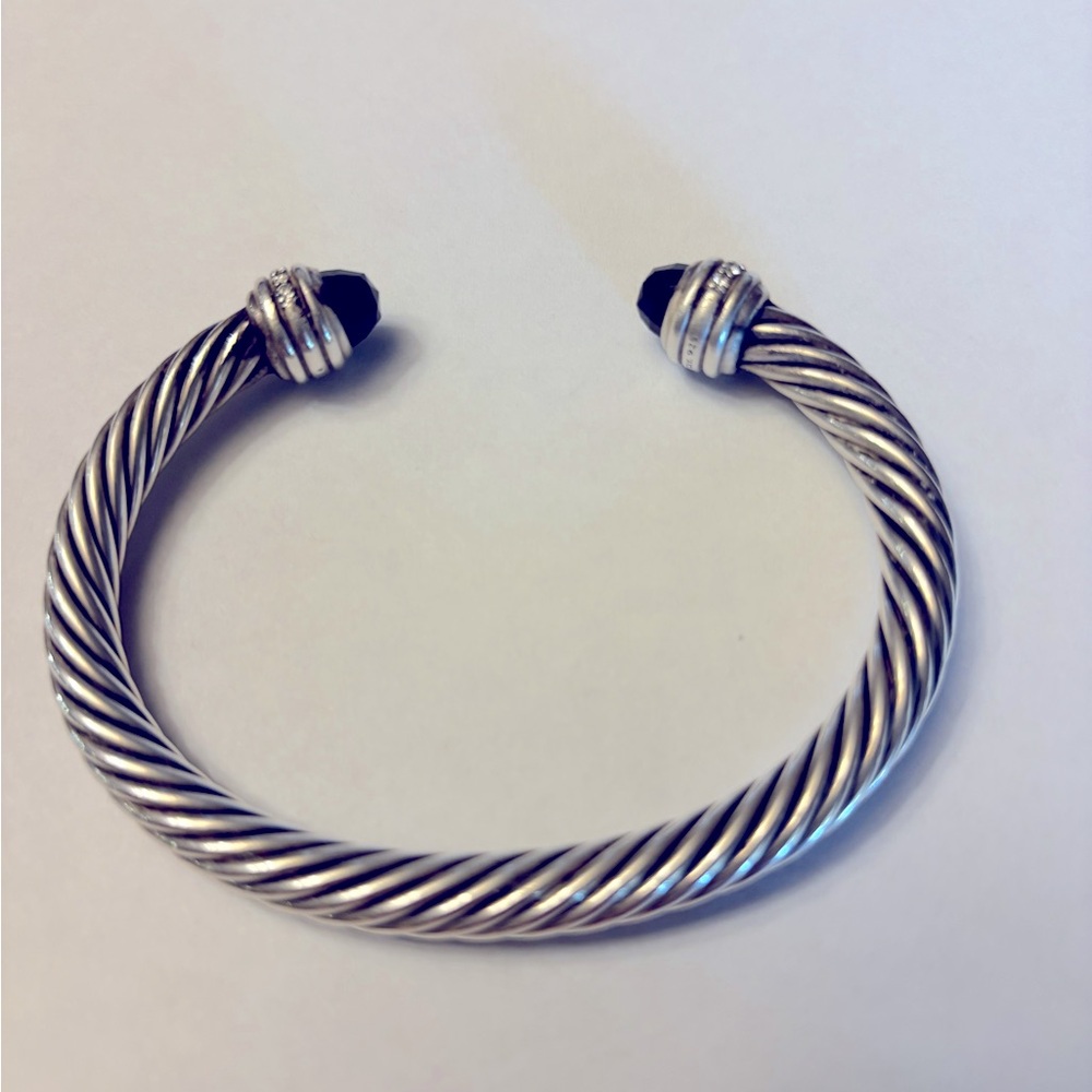 David Yurman Classic Cable Bracelet with Black Onyx and diamond accents - Picture 8 of 12